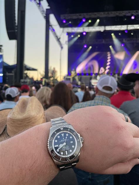 put a rolex on redneck.